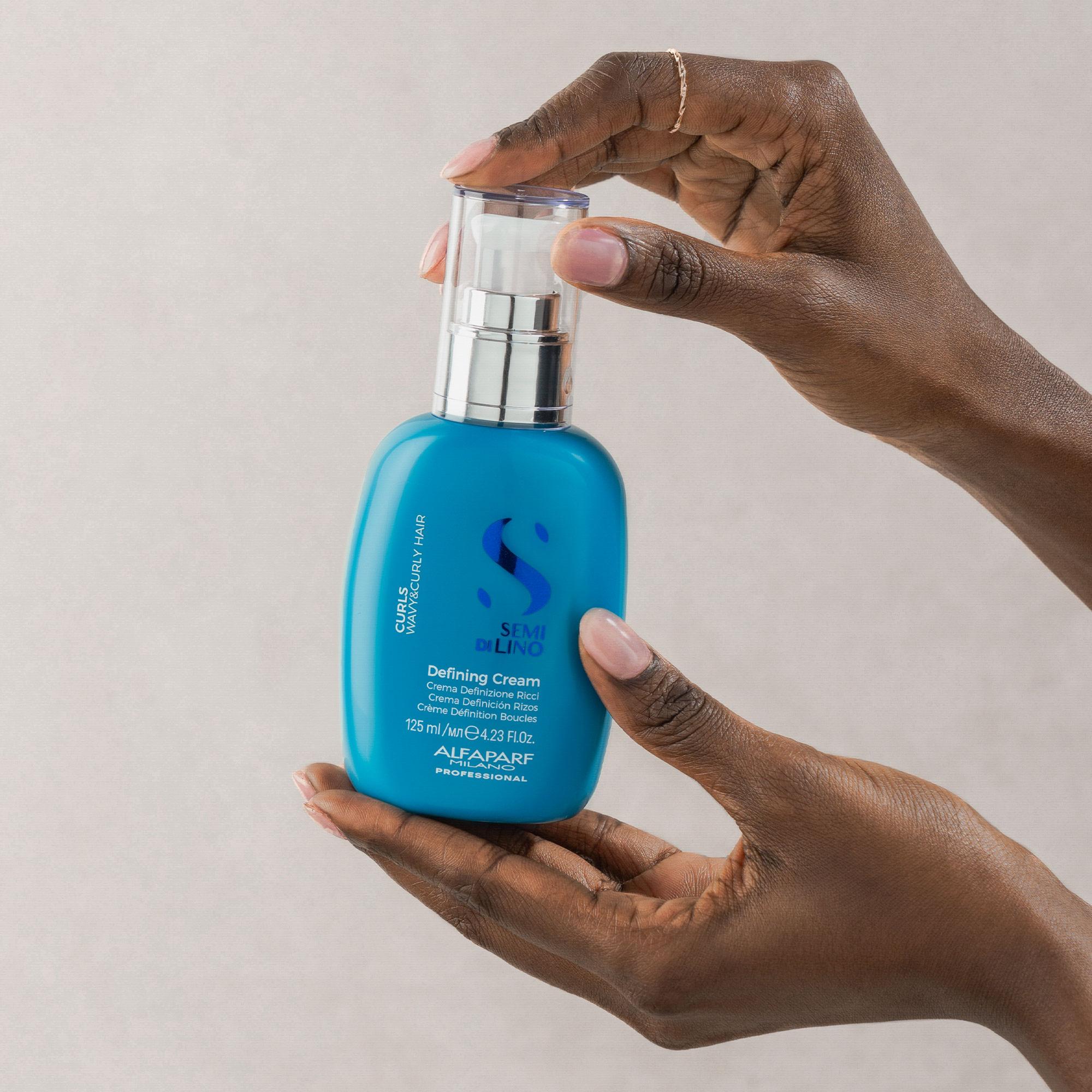 Alfaparf Milano Semi di Lino Curls Reactivating Spray 125ml – Επαναδραστηριοποιητικό Spray για Αναζωογόνηση Μπούκλας & Έλεγχο Φριζαρίσματος - Image 3