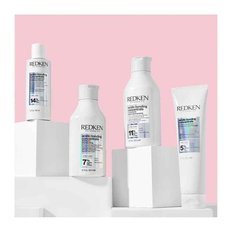 Redken Acidic Bonding Concentrate Conditioner 500ml – Μαλακτική Κρέμα για Ξηρά, Ταλαιπωρημένα & Βαμμένα Μαλλιά - Image 9
