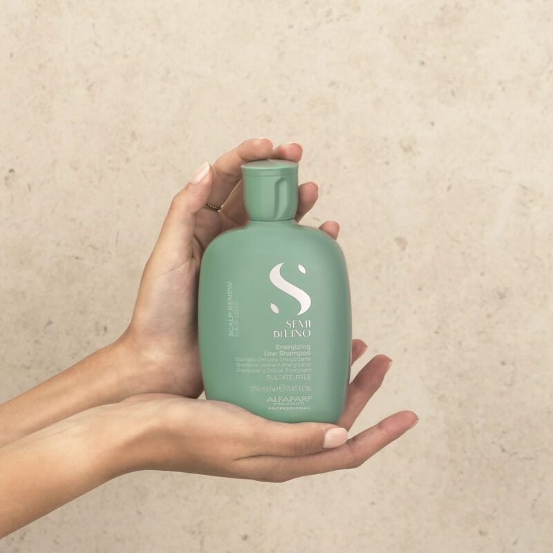 Alfaparf Milano Semi di Lino Scalp Renew Energizing Low Shampoo 250ml – Τονωτικό Σαμπουάν Ενίσχυσης κατά της Τριχόπτωσης & για Εύθραυστα Μαλλιά - Image 3