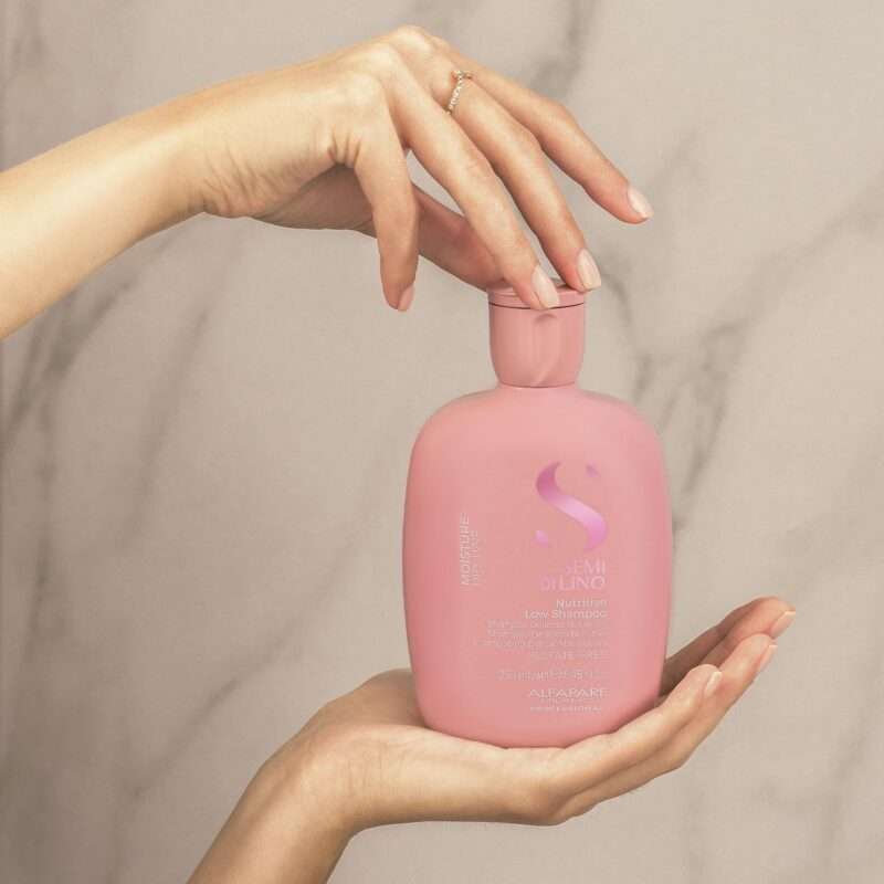 Alfaparf Semi di Lino Moisture Nutritive Low Shampoo 250ml – Ήπιο Σαμπουάν Ενυδάτωσης & Θρέψης για Ξηρά Μαλλιά - Image 3
