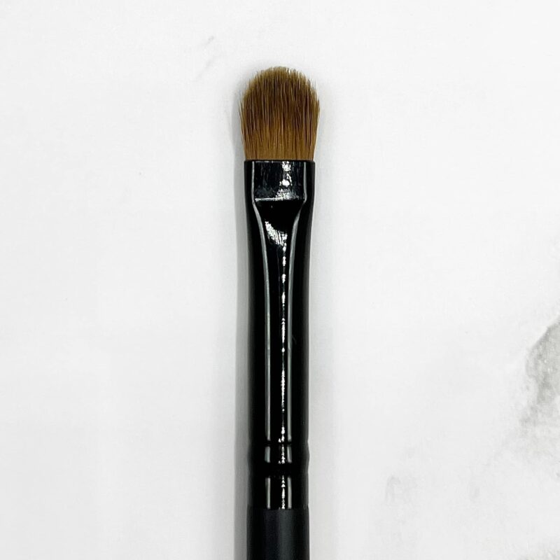 Impala Small Eyeshadow Brush No.11 – Μικρό Πινέλο Σκιάς για Φυσική Ανάμειξη & Ακρίβεια στην Εφαρμογή - Image 2