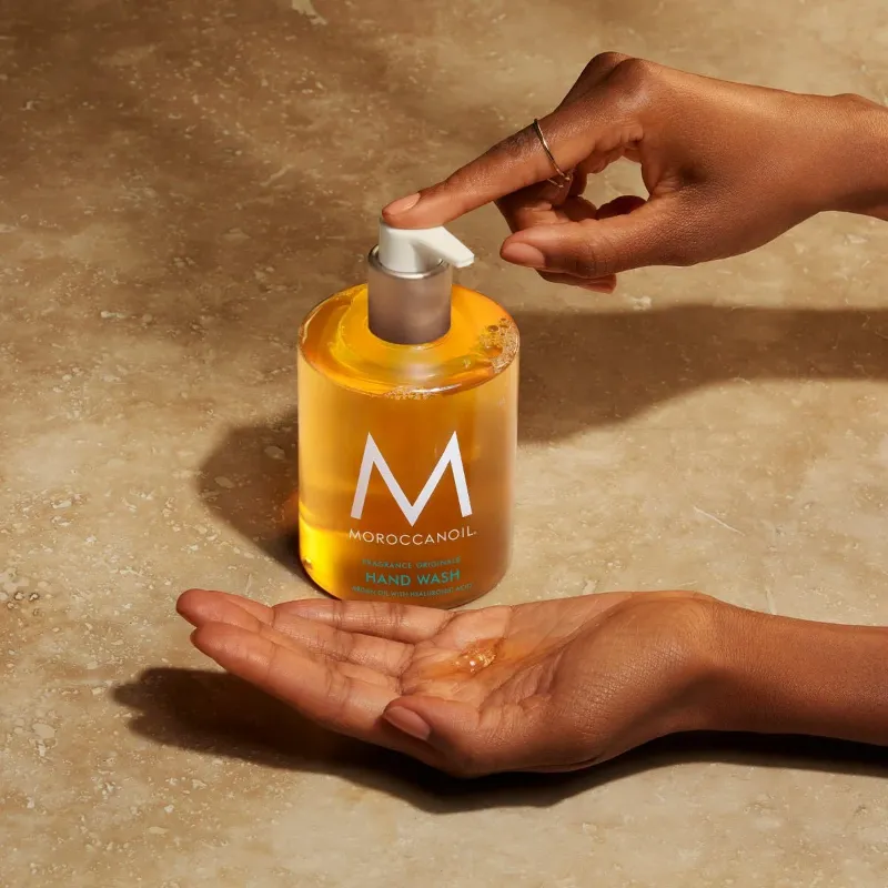 Moroccanoil Hand Wash Fragrance Originale 360ml – Υγρό Σαπούνι Χεριών με Έλαιο Argan & Υαλουρονικό Οξύ - Image 4